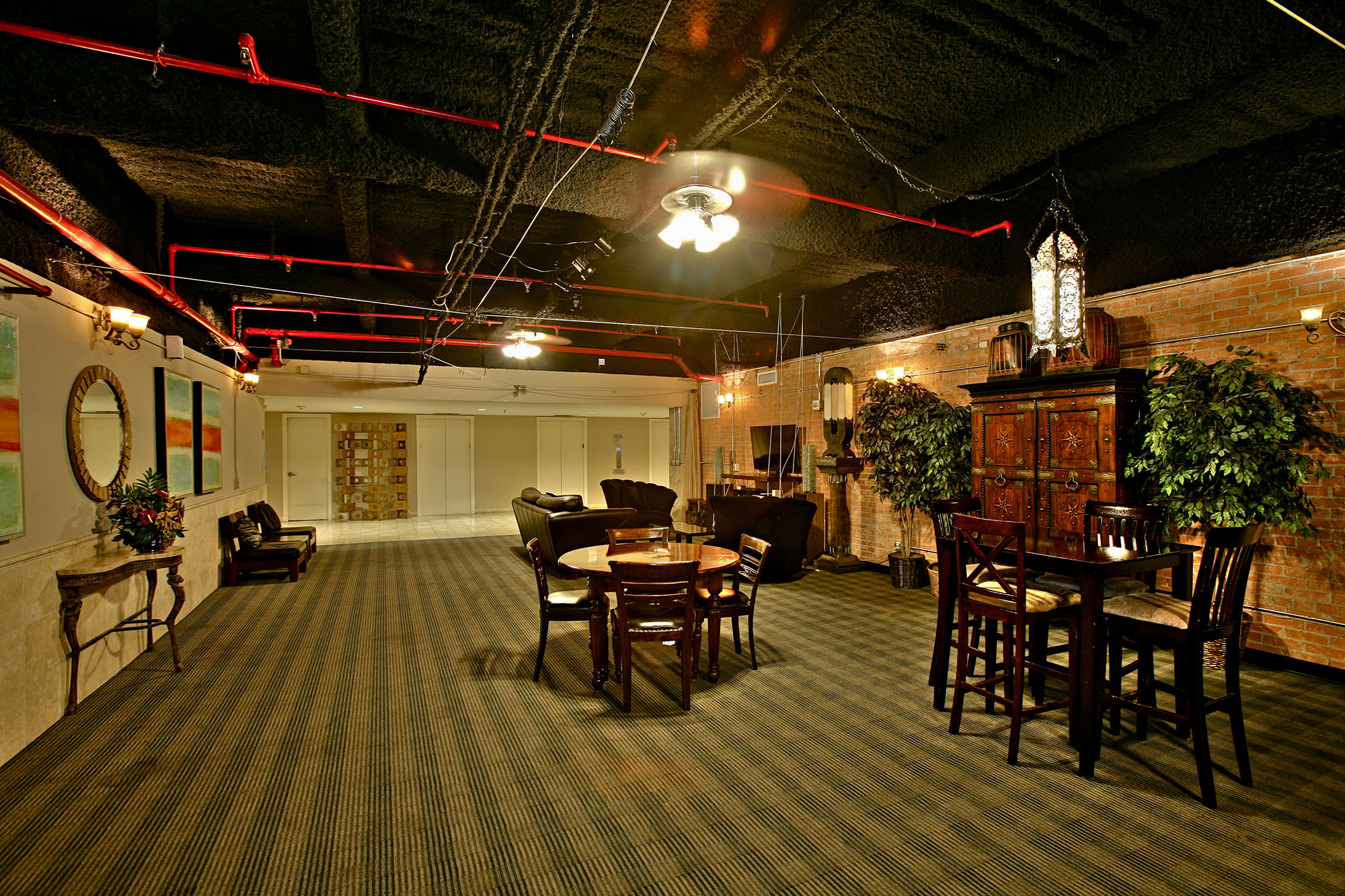 1505 Elm Street Condos Greenhouse Real Estate Texas