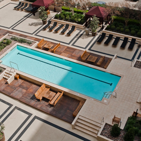 Renaissance at Turtle Creek Greenhouse Real Estate Texas