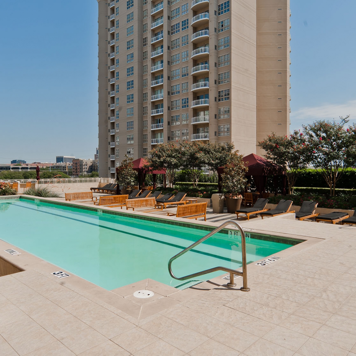 Renaissance at Turtle Creek Greenhouse Real Estate Texas